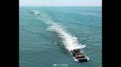 装甲战车海上乘风破浪画面 锤炼海上作战能力